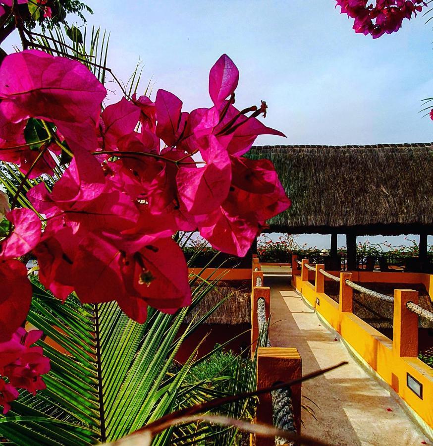 Keur Saloum Hotel Toubakouta Exterior photo